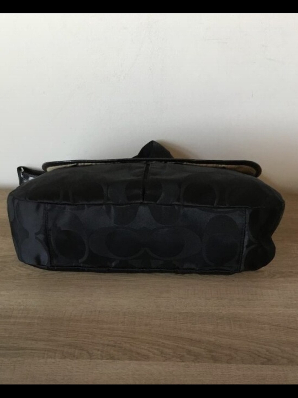 Coach Signature Crossbody Messenger Bag - Picture 4 of 9